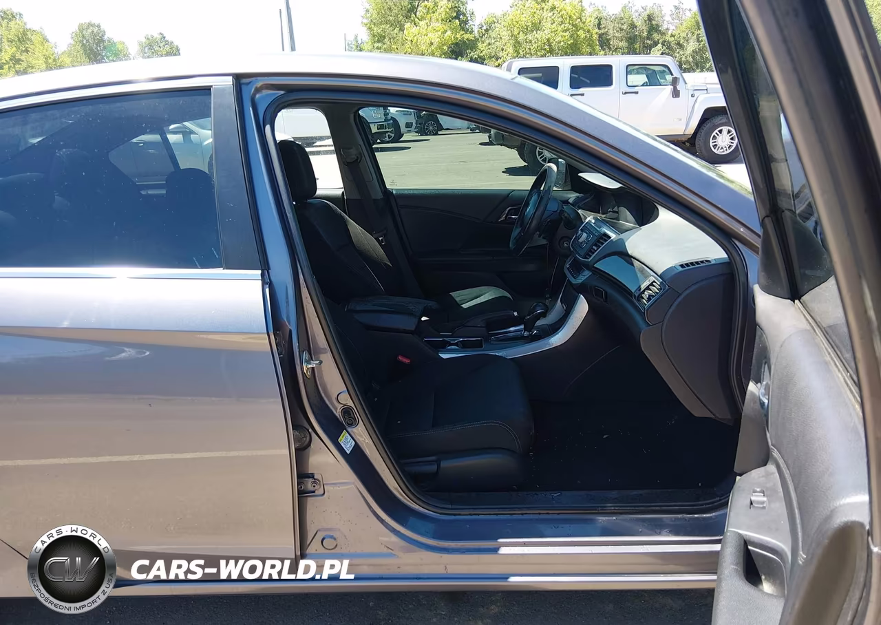 2015 Honda Accord Sport VIN:1HGCR2F53FA257580 - 5