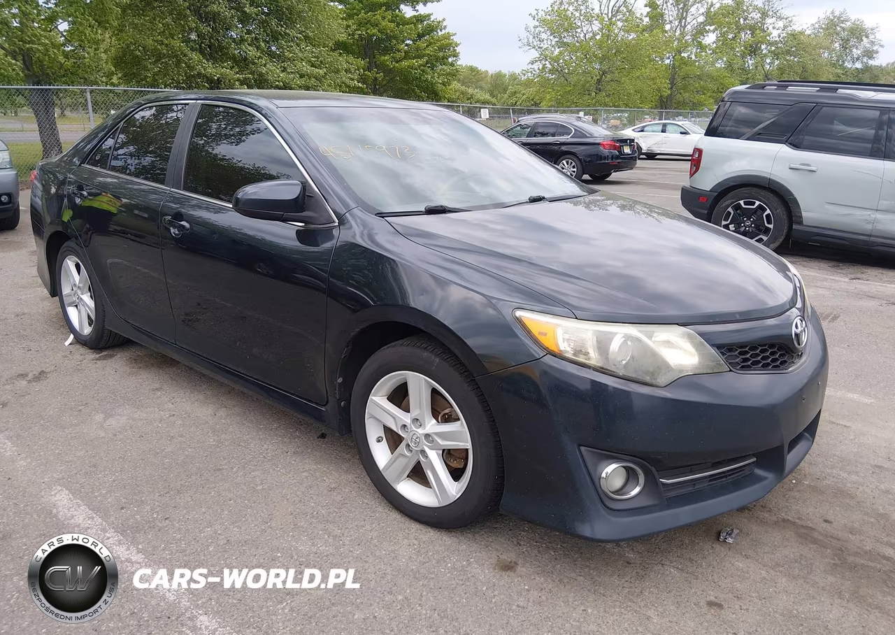 Główne zdjęcie 2014 Toyota Camry Se