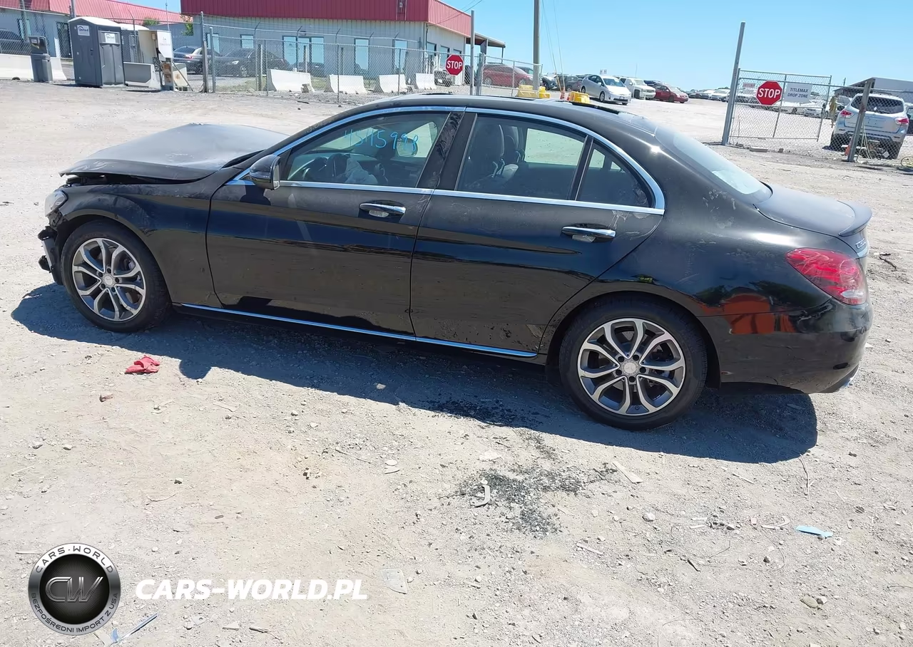 2017 Mercedes-Benz C 300 VIN:55SWF4JB7HU204046 - 3