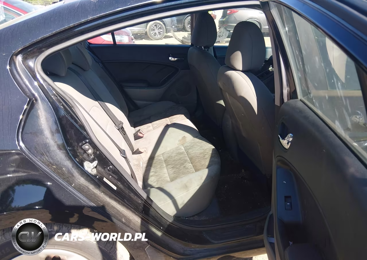 2015 Kia Forte Lx VIN:KNAFK4A61F5409762 - 8