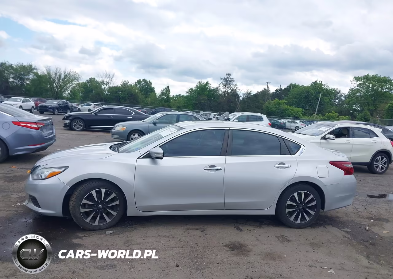2018 Nissan Altima 2.5 Sv VIN:1N4AL3AP0JC215389 - 14