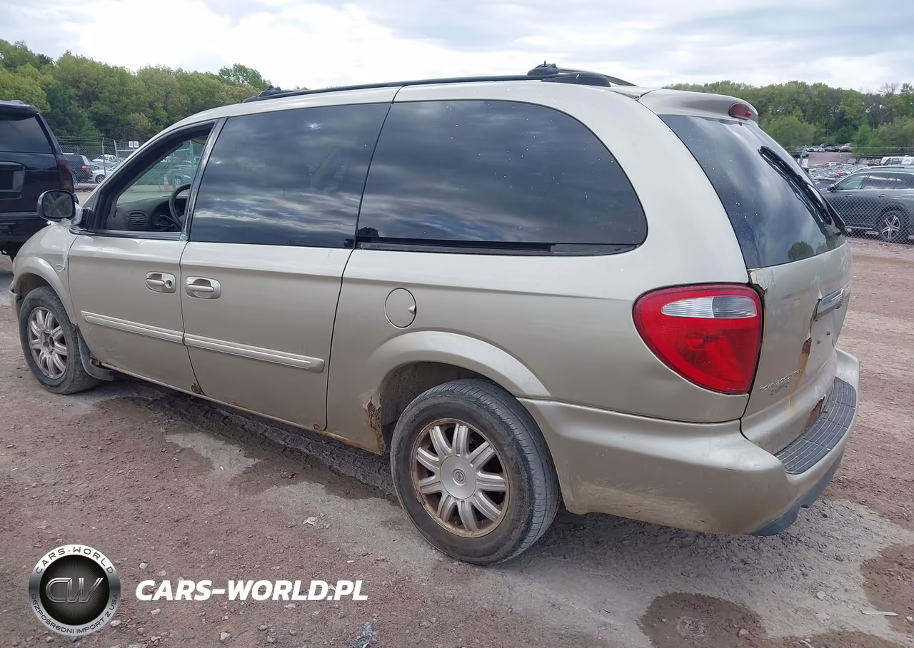 2005 Chrysler Town & Country Touring VIN:2C4GP54L65R284193 - 3