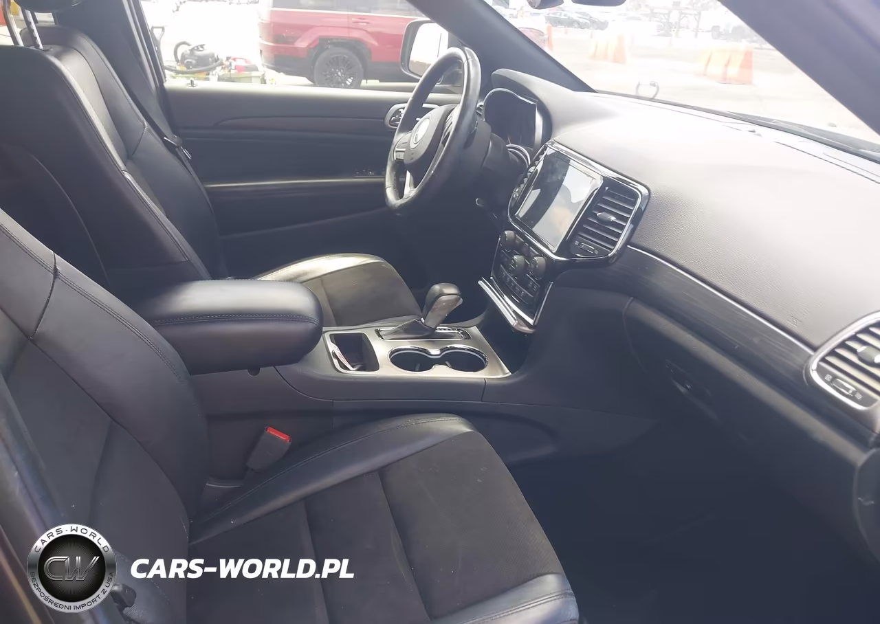2020 Jeep Grand Cherokee Altitude 4X2 VIN:1C4RJEAG8LC370984 - 5