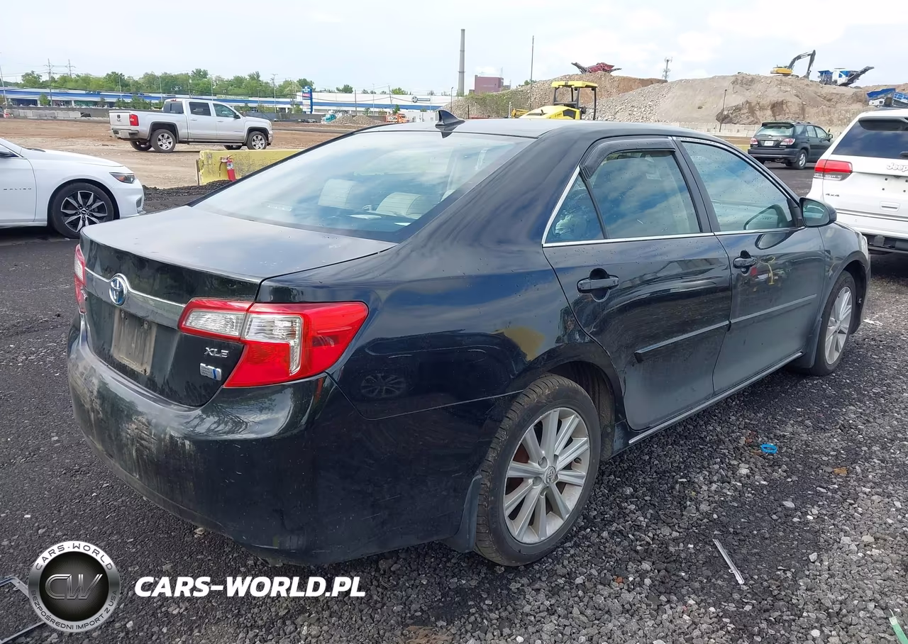 2013 Toyota Camry Hybrid Xle VIN:4T1BD1FK3DU068489 - 4