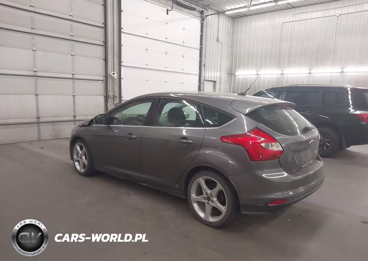 2013 Ford Focus Titanium VIN:1FADP3N21DL184268 - 3