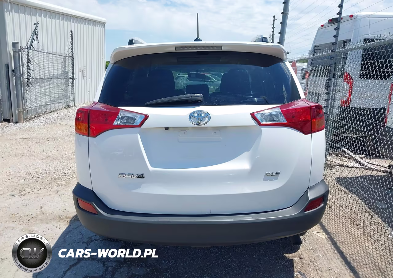 2015 Toyota Rav4 Xle VIN:2T3WFREV3FW225681 - 16