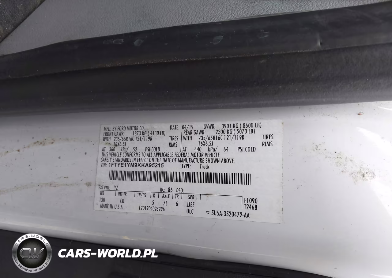 2019 Ford Transit-150 VIN:1FTYE1YM9KKA95215 - 9