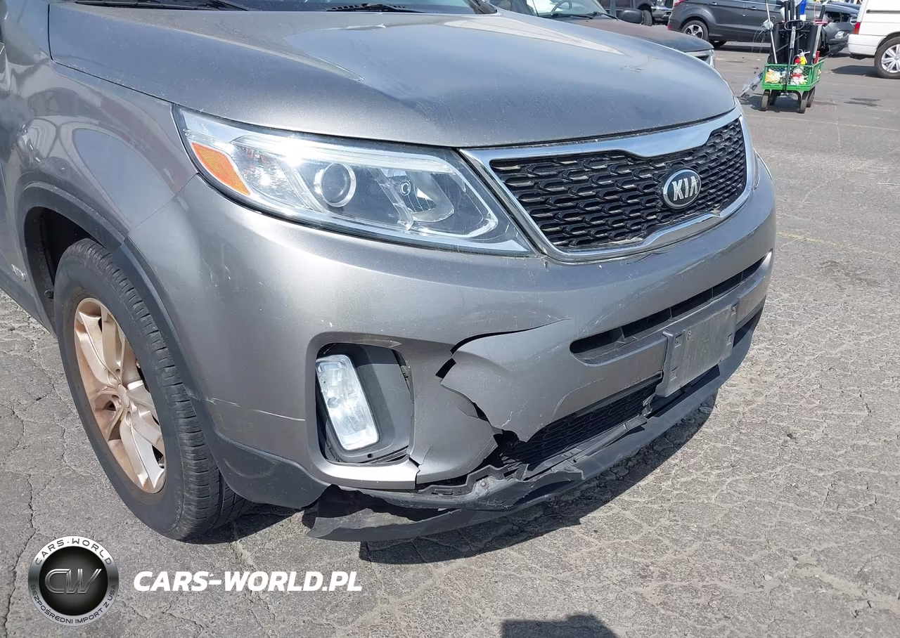 2015 Kia Sorento Lx V6 VIN:5XYKTDA7XFG626077 - 6