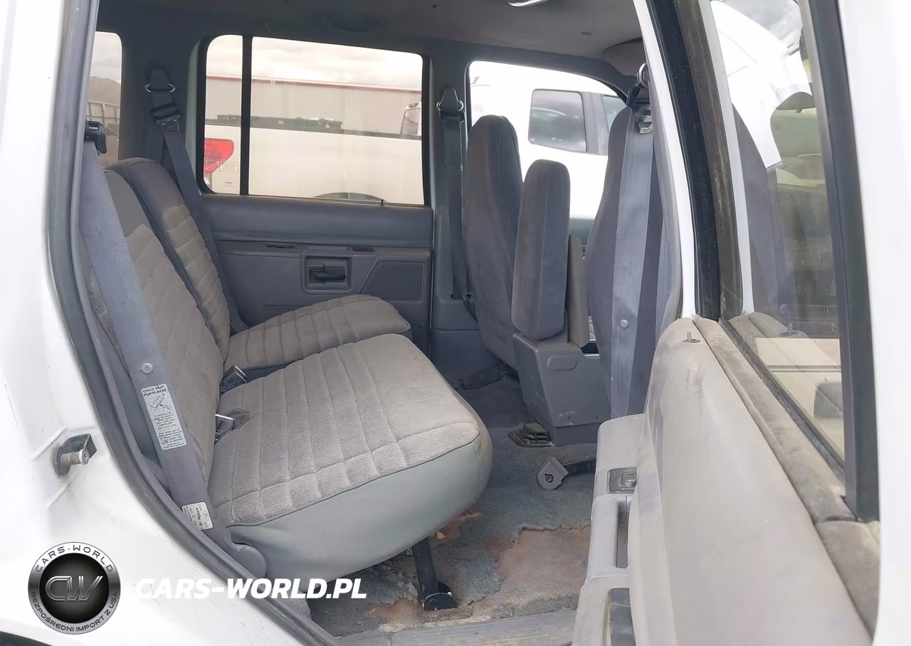 1993 Ford Explorer VIN:1FMDU34X4PUD95605 - 8