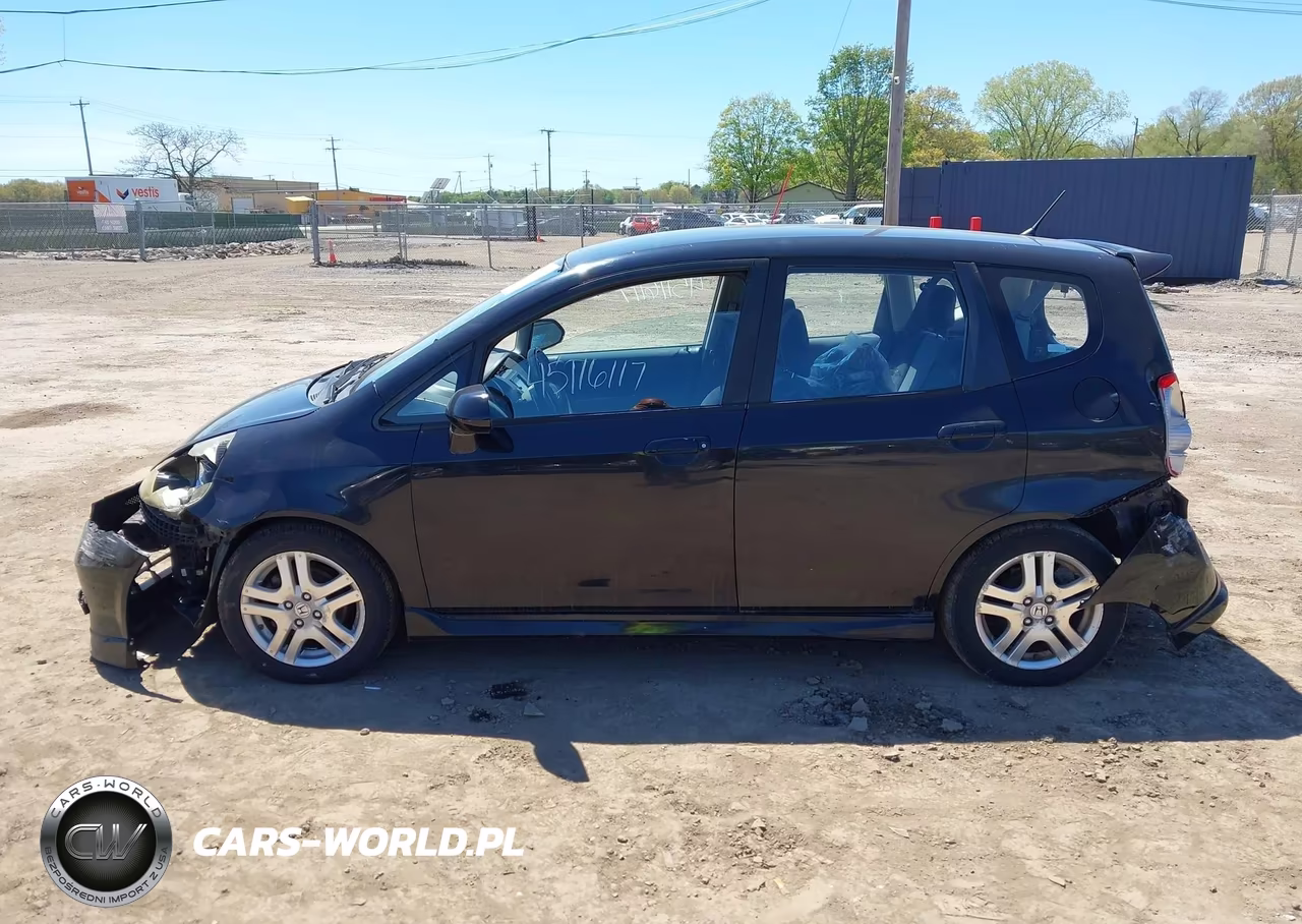 2008 Honda Fit Sport VIN:JHMGD386X8S063182 - 14