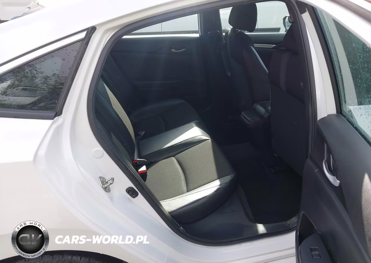 2020 Honda Civic Sport VIN:19XFC2E80LE013127 - 18