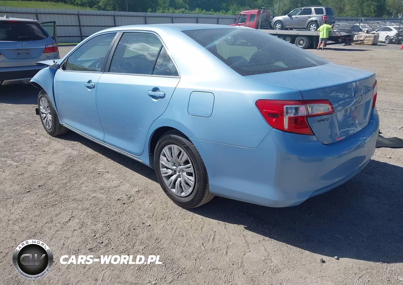 2012 Toyota Camry Le VIN:4T4BF1FK2CR226416 - 3