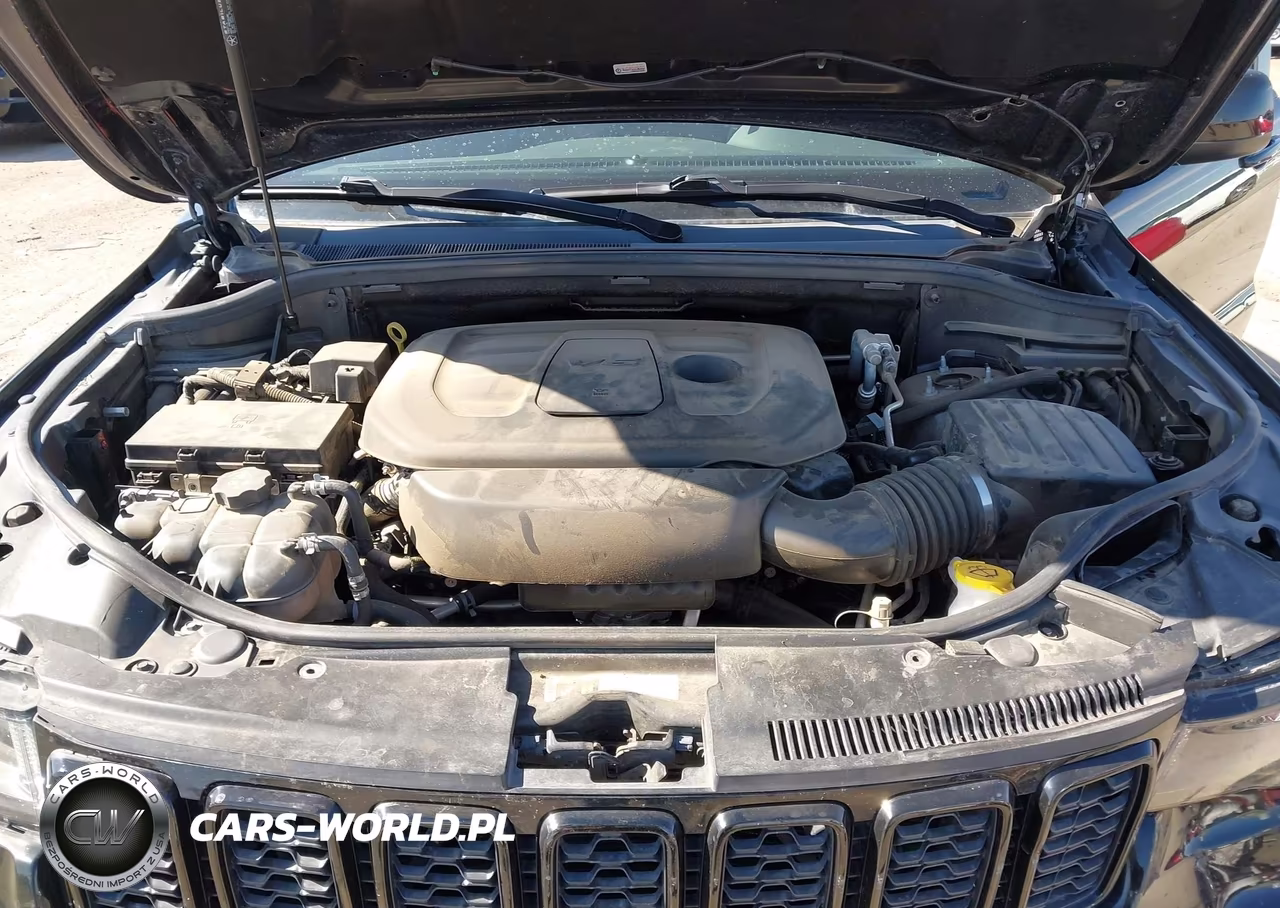 2019 Jeep Grand Cherokee Upland 4X2 VIN:1C4RJEAG3KC763242 - 10