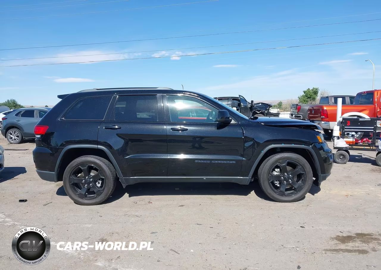 2019 Jeep Grand Cherokee Upland 4X2 VIN:1C4RJEAG3KC763242 - 13