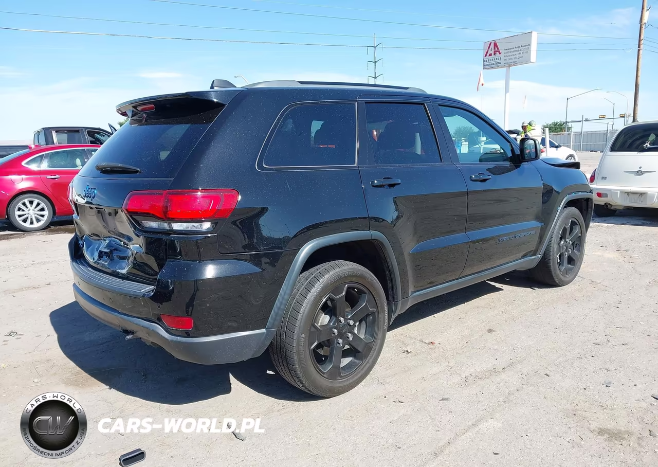 2019 Jeep Grand Cherokee Upland 4X2 VIN:1C4RJEAG3KC763242 - 4