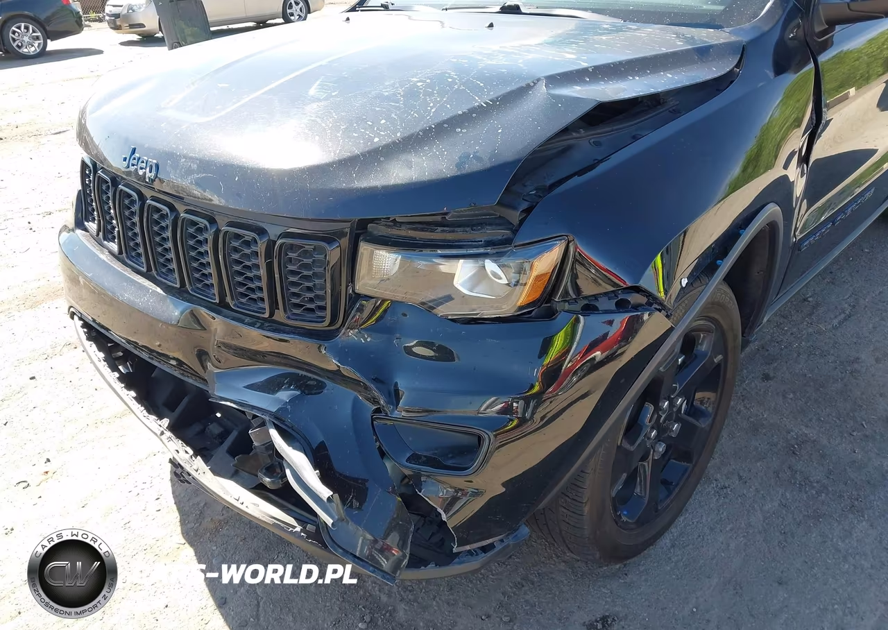 2019 Jeep Grand Cherokee Upland 4X2 VIN:1C4RJEAG3KC763242 - 6