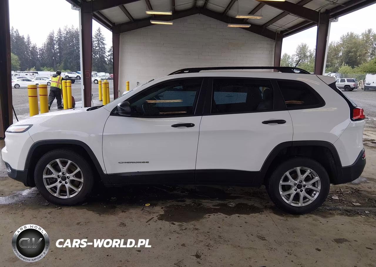 2015 Jeep Cherokee Sport VIN:1C4PJLAB9FW761192 - 14