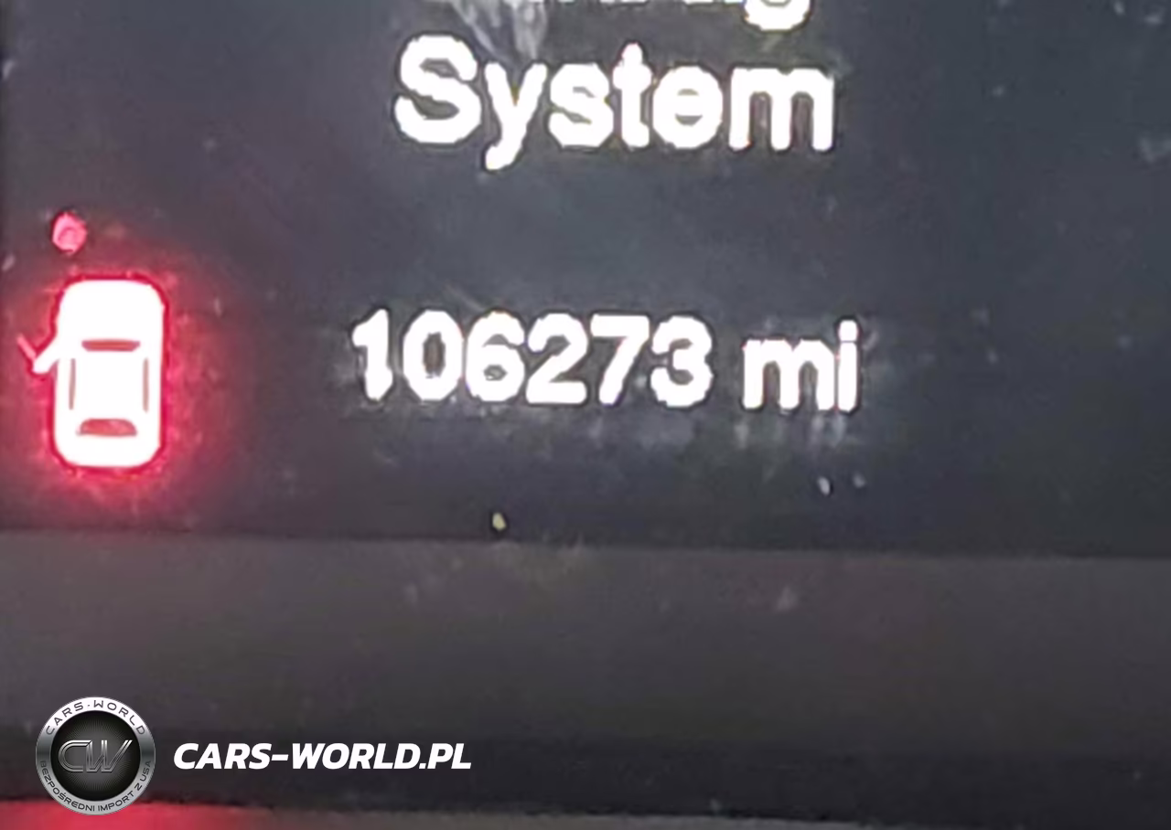 2015 Jeep Cherokee Sport VIN:1C4PJLAB9FW761192 - 15