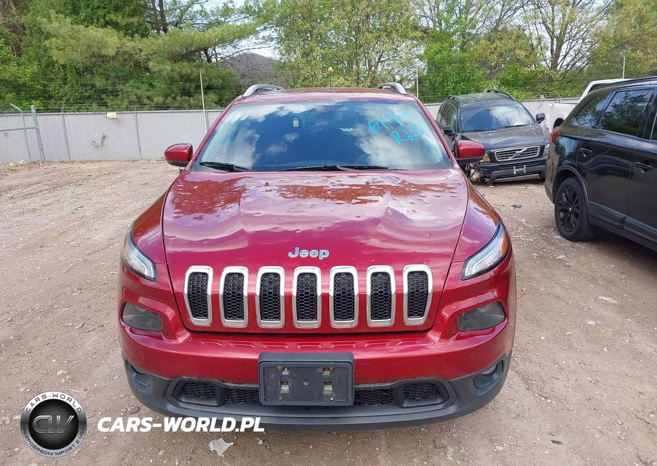 2017 Jeep Cherokee Latitude 4X4 VIN:1C4PJMCSXHW636188 - 12