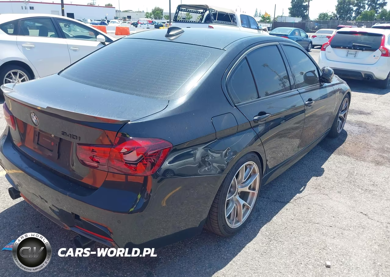 2018 BMW 340I VIN:WBA8B3G54JNV01099 - 4