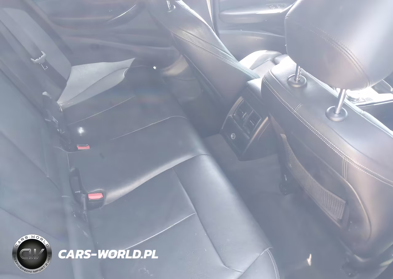 2018 BMW 340I VIN:WBA8B3G54JNV01099 - 8