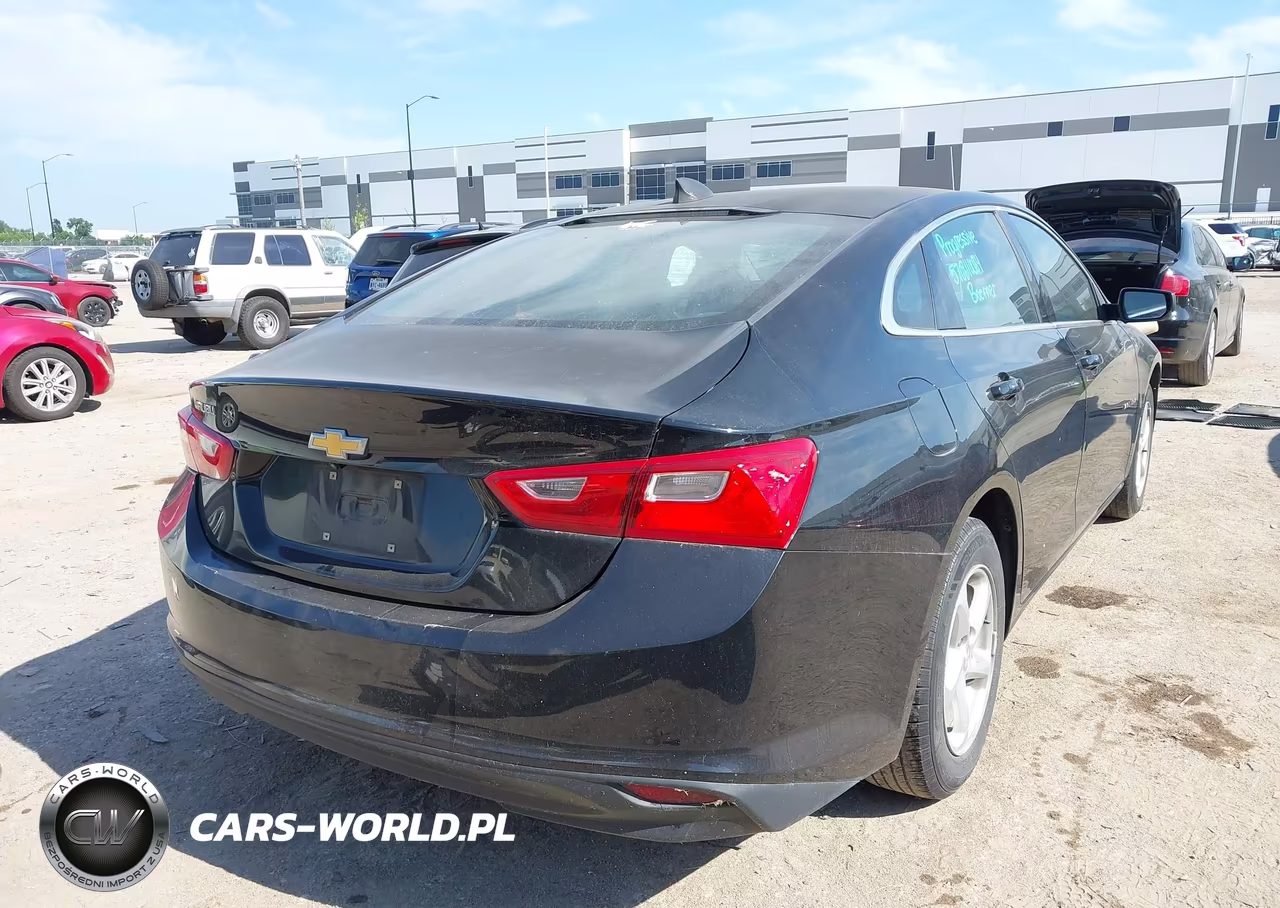 2017 Chevrolet Malibu Ls VIN:1G1ZB5ST1HF208539 - 4