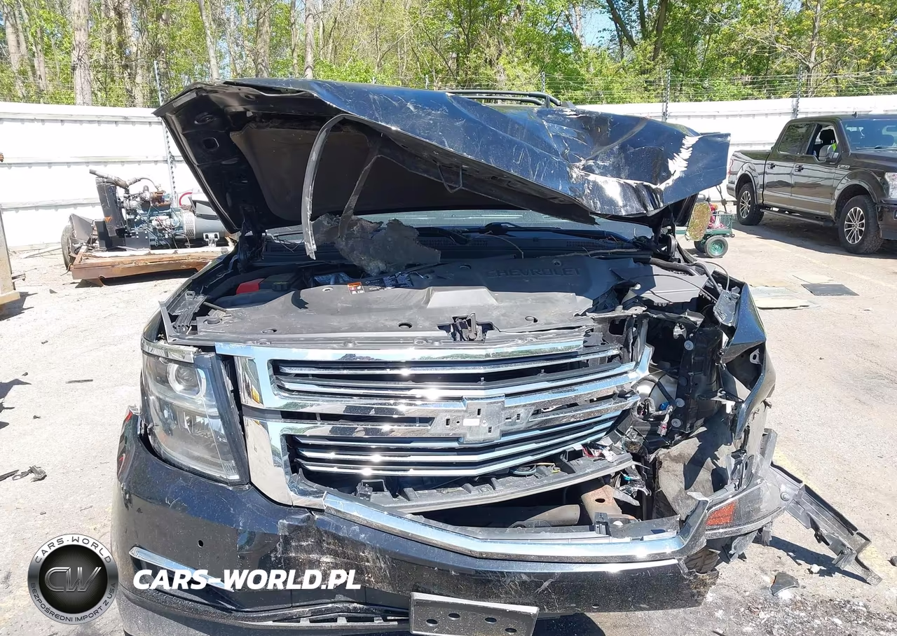 2016 Chevrolet Suburban Ltz VIN:1GNSKJKC4GR374902 - 12