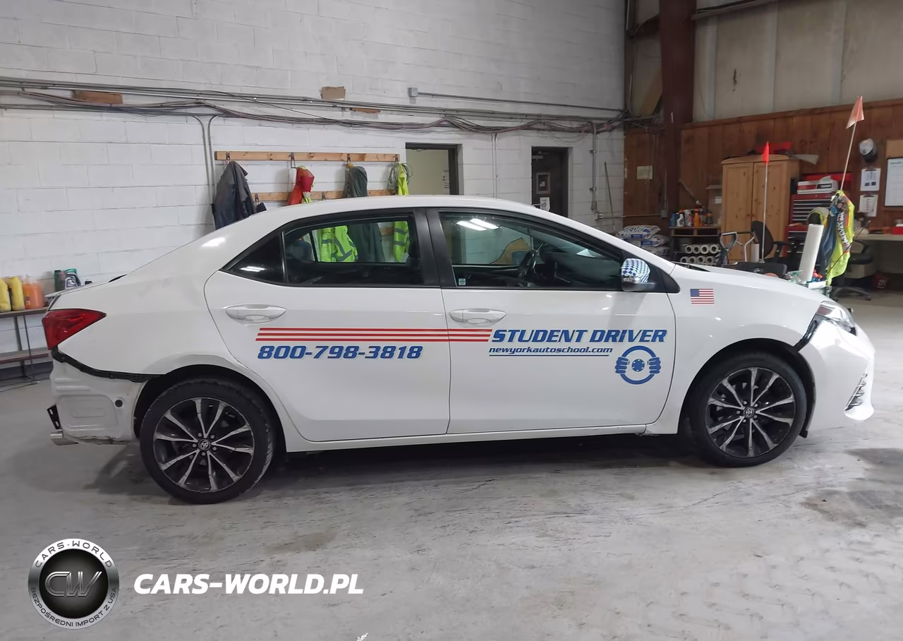 2018 Toyota Corolla Se VIN:2T1BURHE8JC035829 - 13