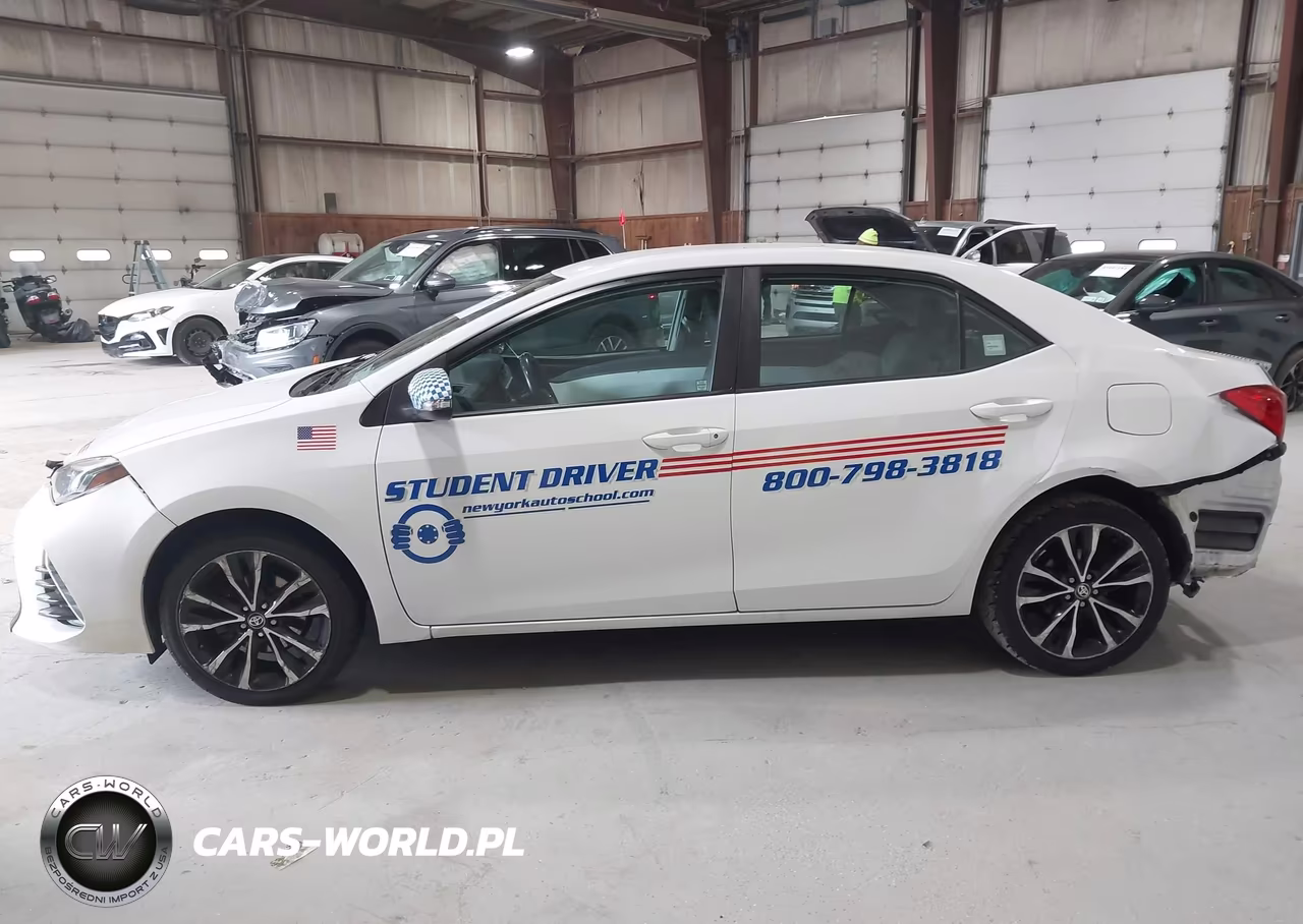 2018 Toyota Corolla Se VIN:2T1BURHE8JC035829 - 14