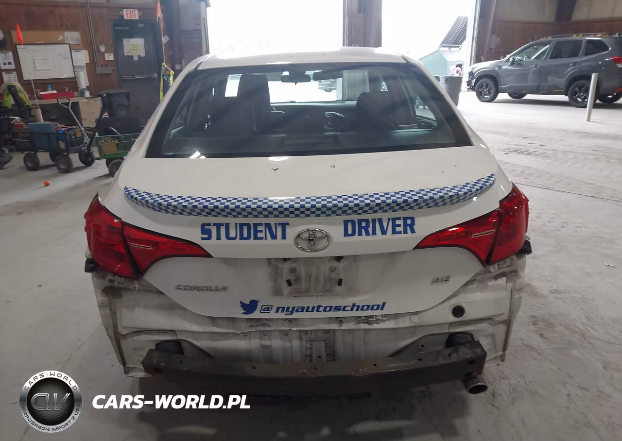2018 Toyota Corolla Se VIN:2T1BURHE8JC035829 - 16