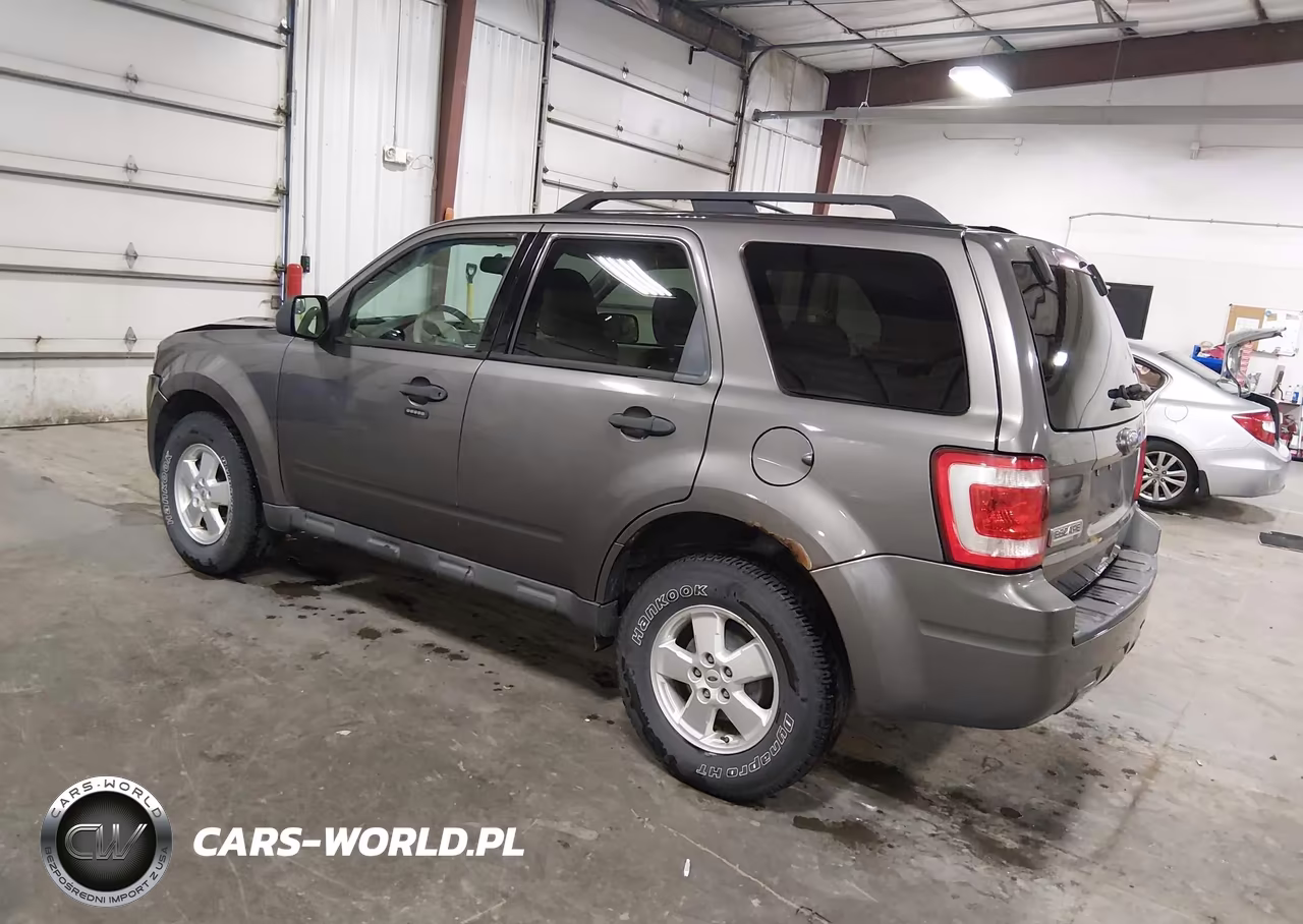2012 Ford Escape Xlt VIN:1FMCU9D78CKA24421 - 3