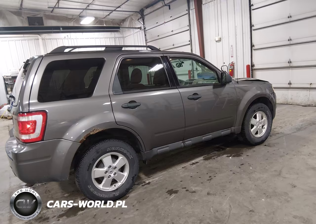 2012 Ford Escape Xlt VIN:1FMCU9D78CKA24421 - 4