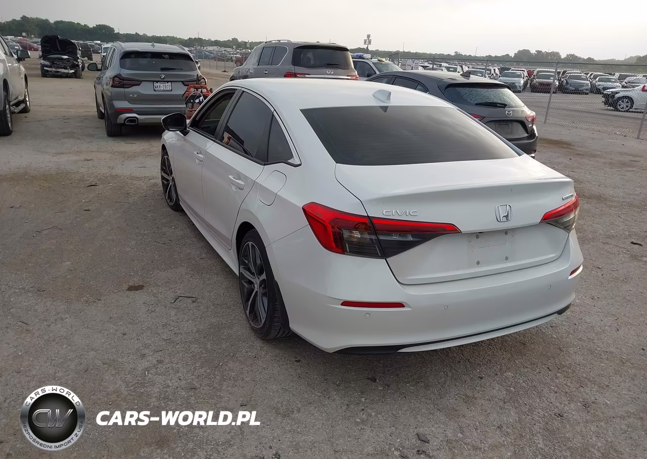 2024 Honda Civic Touring VIN:2HGFE1F97RH335936 - 3