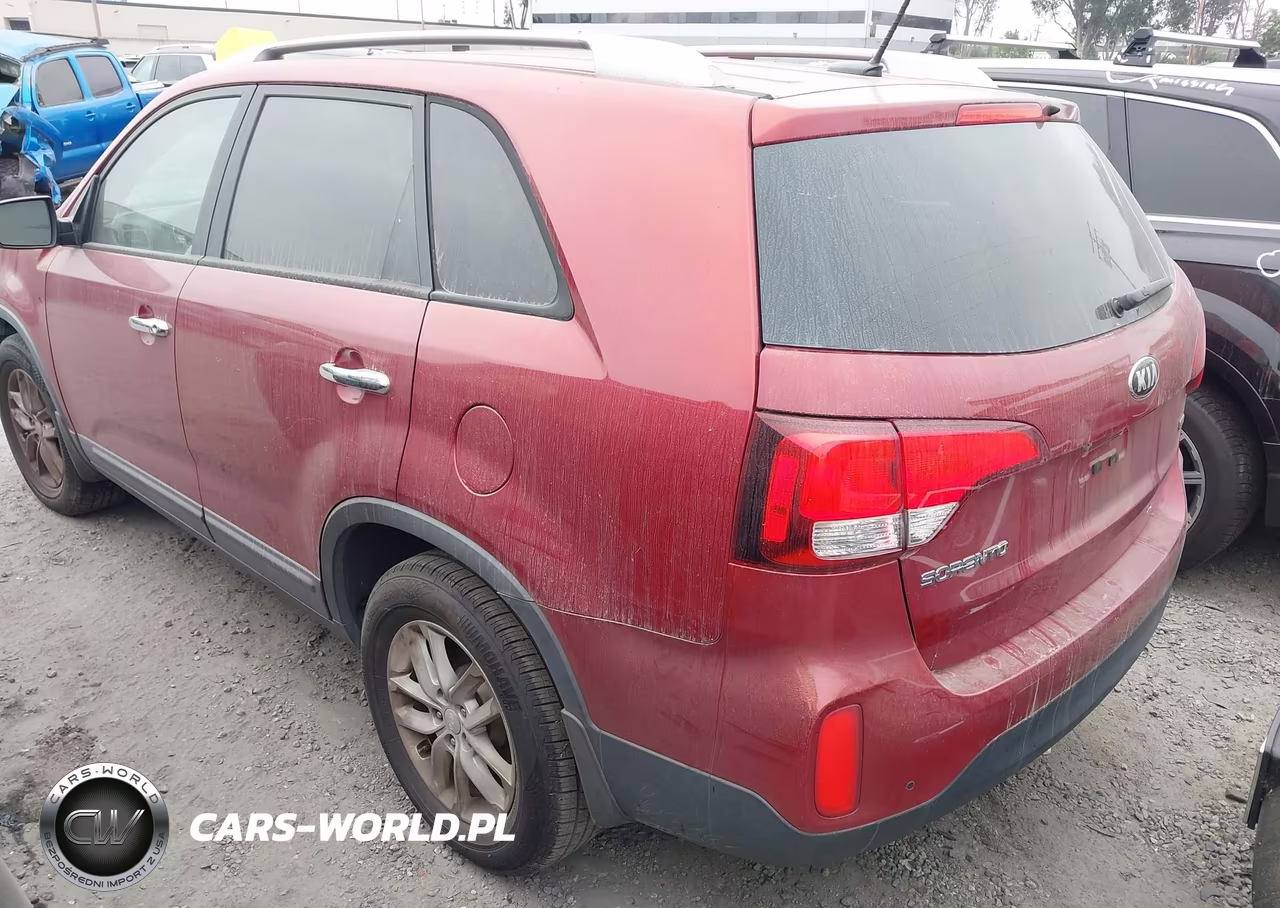 2015 Kia Sorento Lx VIN:5XYKT4A68FG657142 - 3