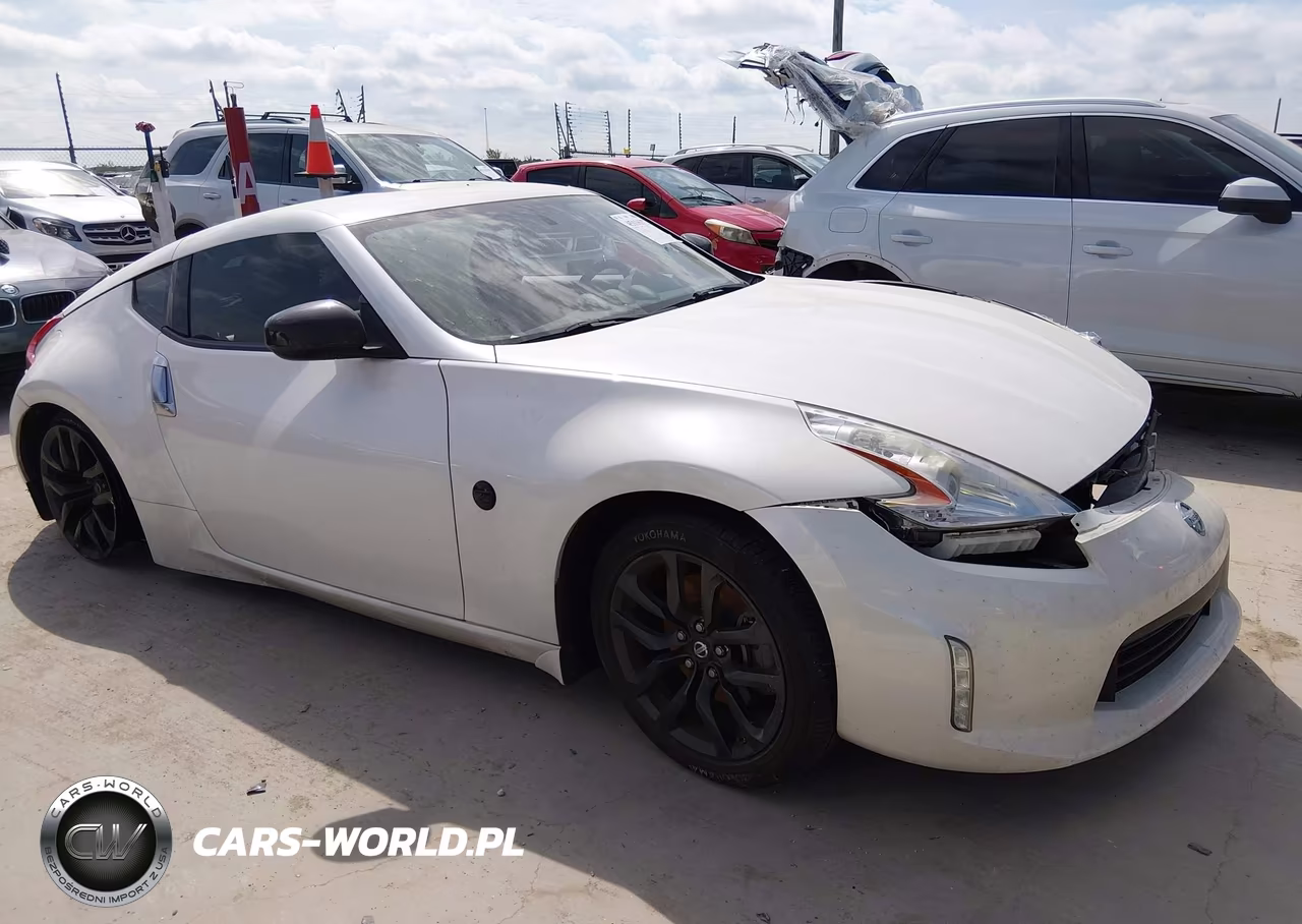 2017 Nissan 370Z VIN:JN1AZ4EH9HM955032 - 13