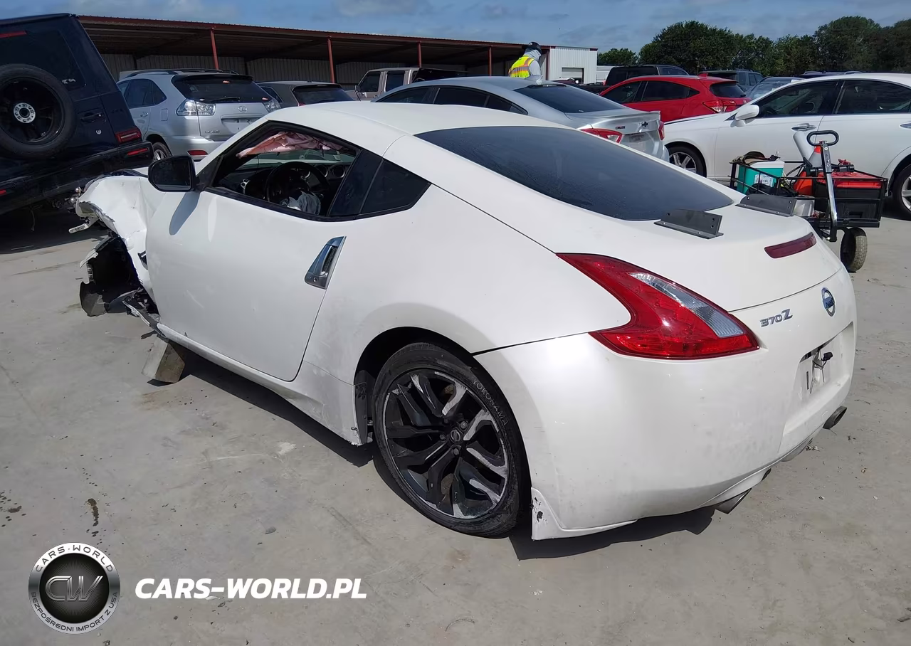 2017 Nissan 370Z VIN:JN1AZ4EH9HM955032 - 3