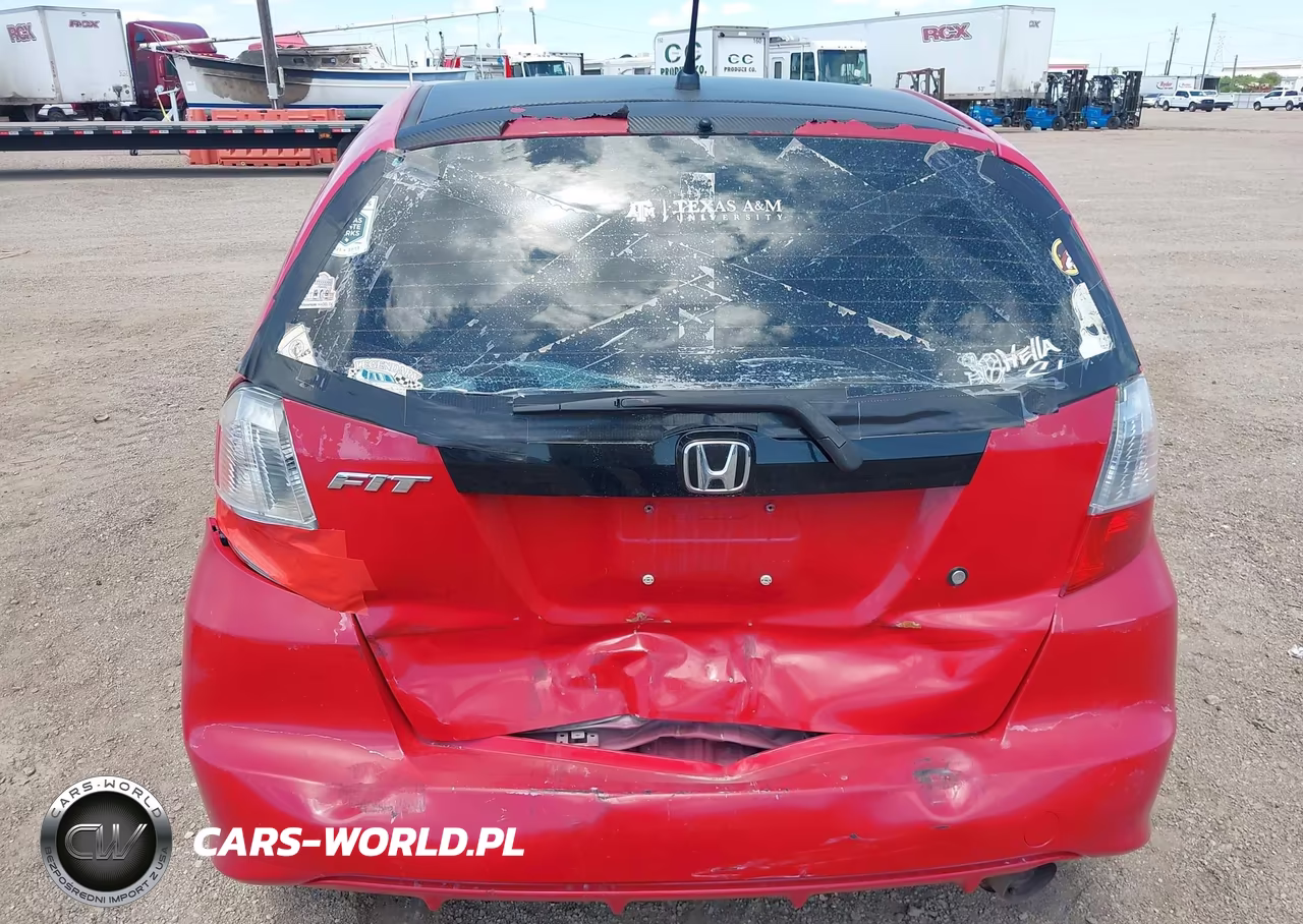2010 Honda Fit VIN:JHMGE8H27AC010754 - 6