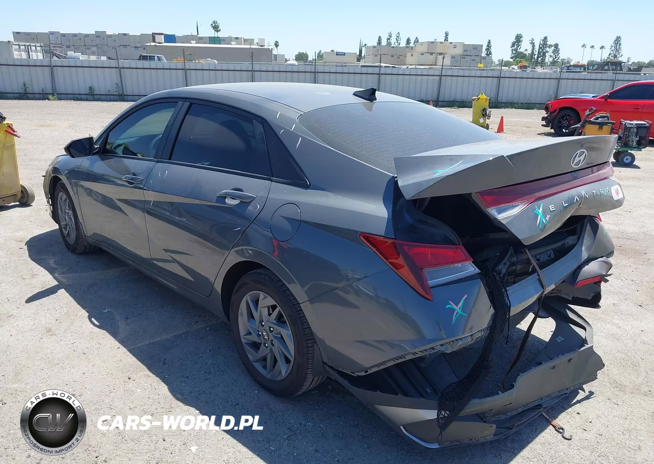2024 Hyundai Elantra Sel VIN:KMHLM4DG5RU807552 - 3