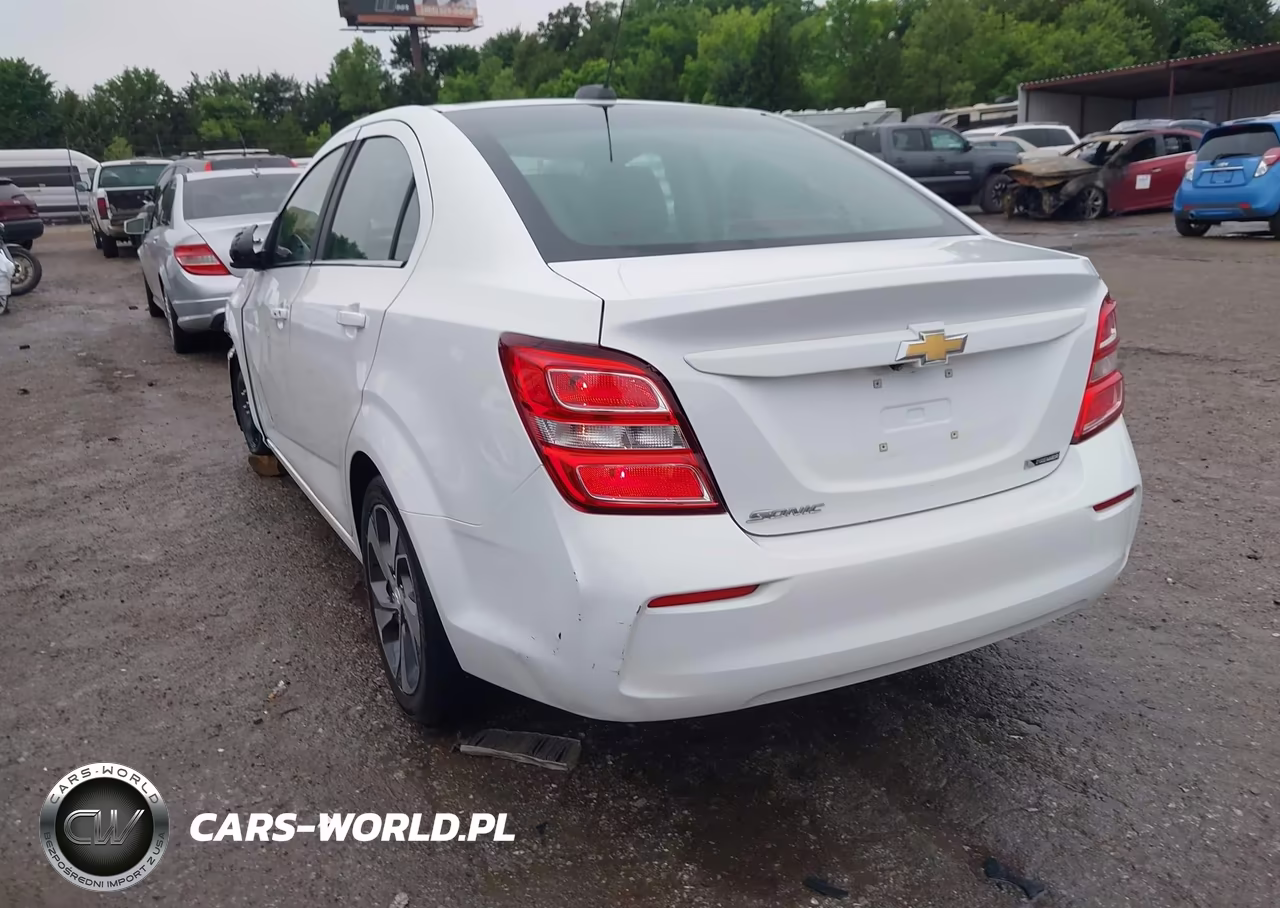 2020 Chevrolet Sonic Fwd Premier VIN:1G1JF5SB4L4113907 - 3