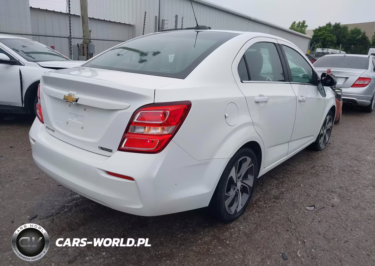 2020 Chevrolet Sonic Fwd Premier VIN:1G1JF5SB4L4113907 - 4