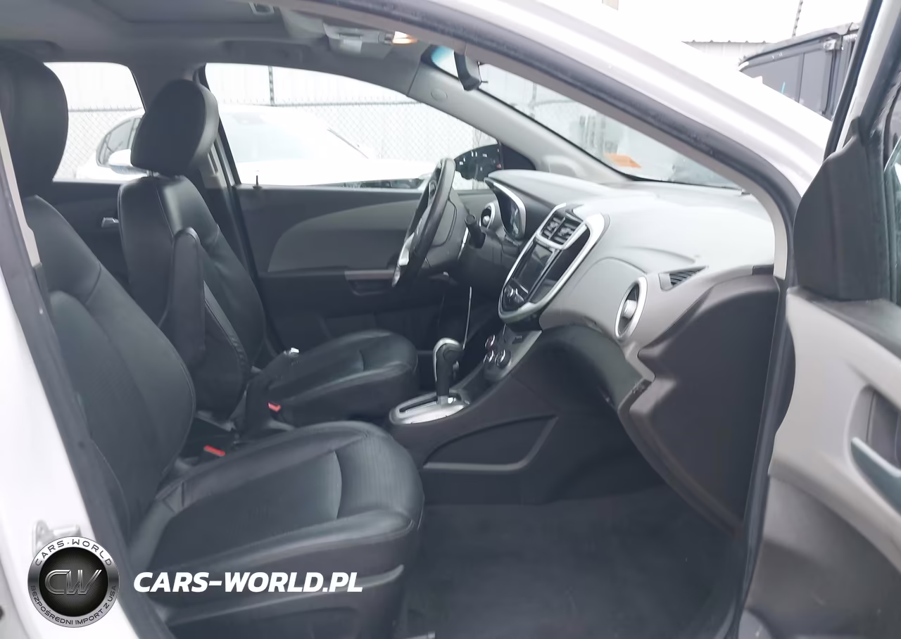 2020 Chevrolet Sonic Fwd Premier VIN:1G1JF5SB4L4113907 - 5