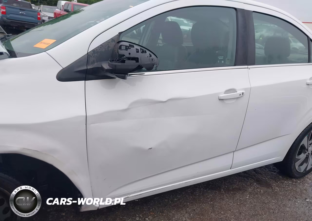 2020 Chevrolet Sonic Fwd Premier VIN:1G1JF5SB4L4113907 - 6