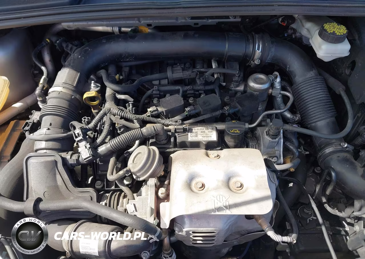 2018 Ford Focus Se VIN:1FADP3FEXJL308106 - 10