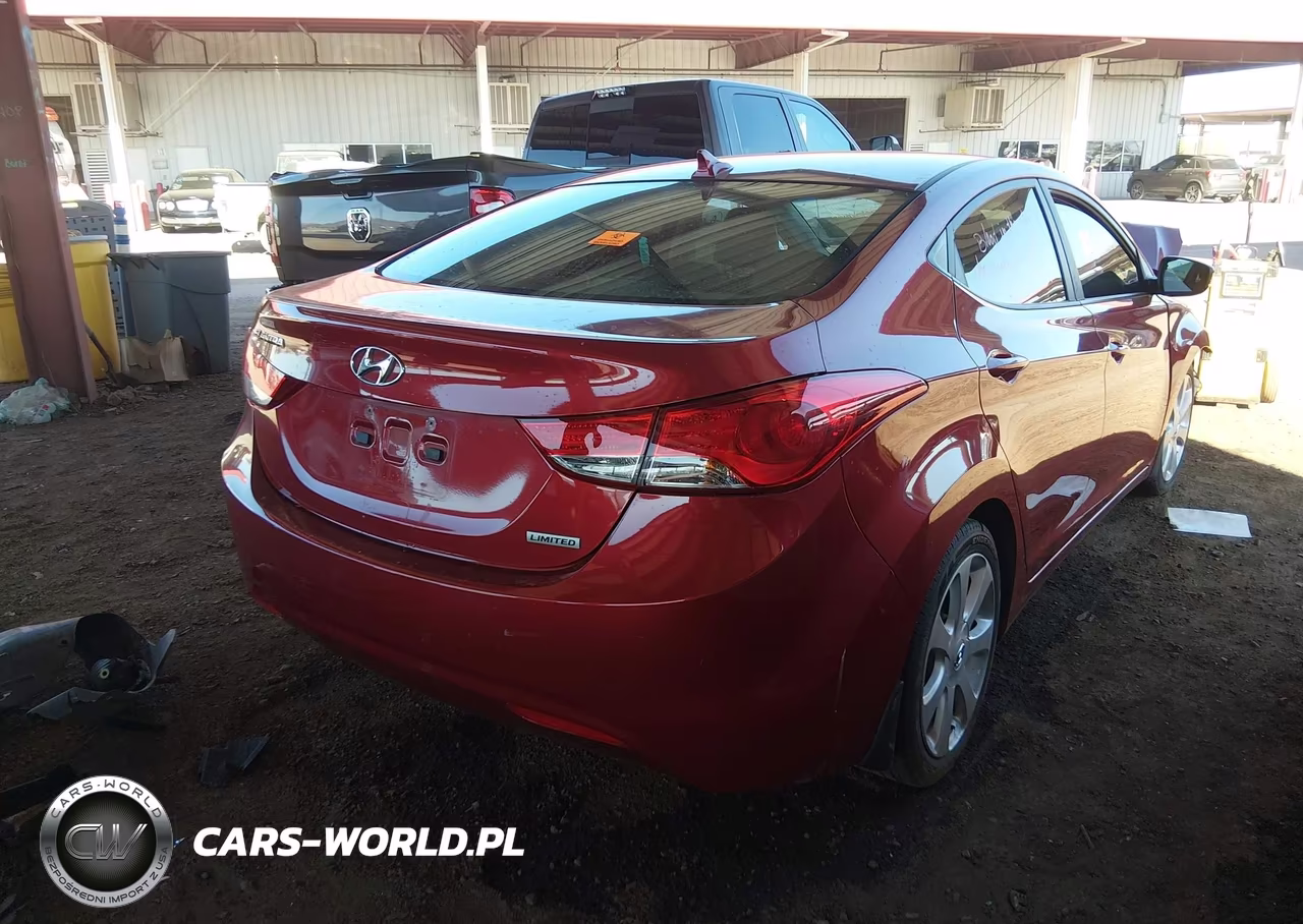 2013 Hyundai Elantra Limited VIN:5NPDH4AEXDH225594 - 4