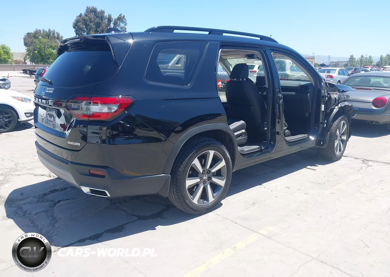 2025 Honda Pilot Touring VIN:5FNYG2H78SB014485 - 4