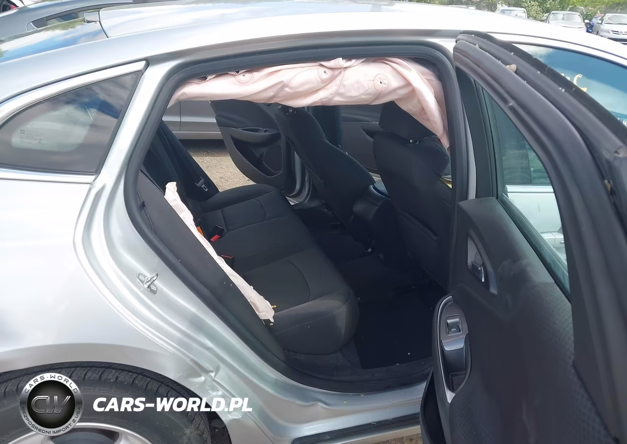 2017 Chevrolet Malibu 1Fl VIN:1G1ZC5ST0HF226186 - 8