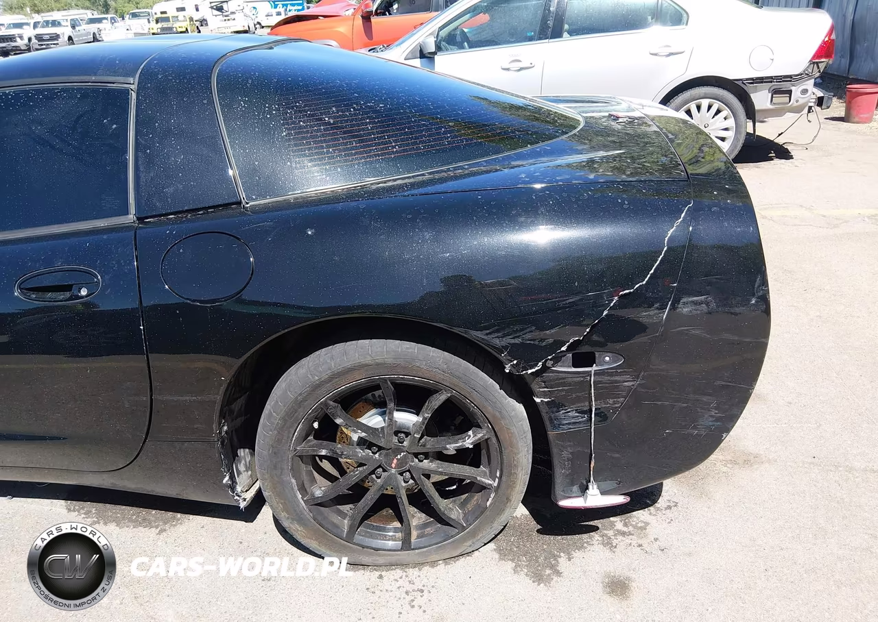 1997 Chevrolet Corvette VIN:1G1YY22G0V5104072 - 6