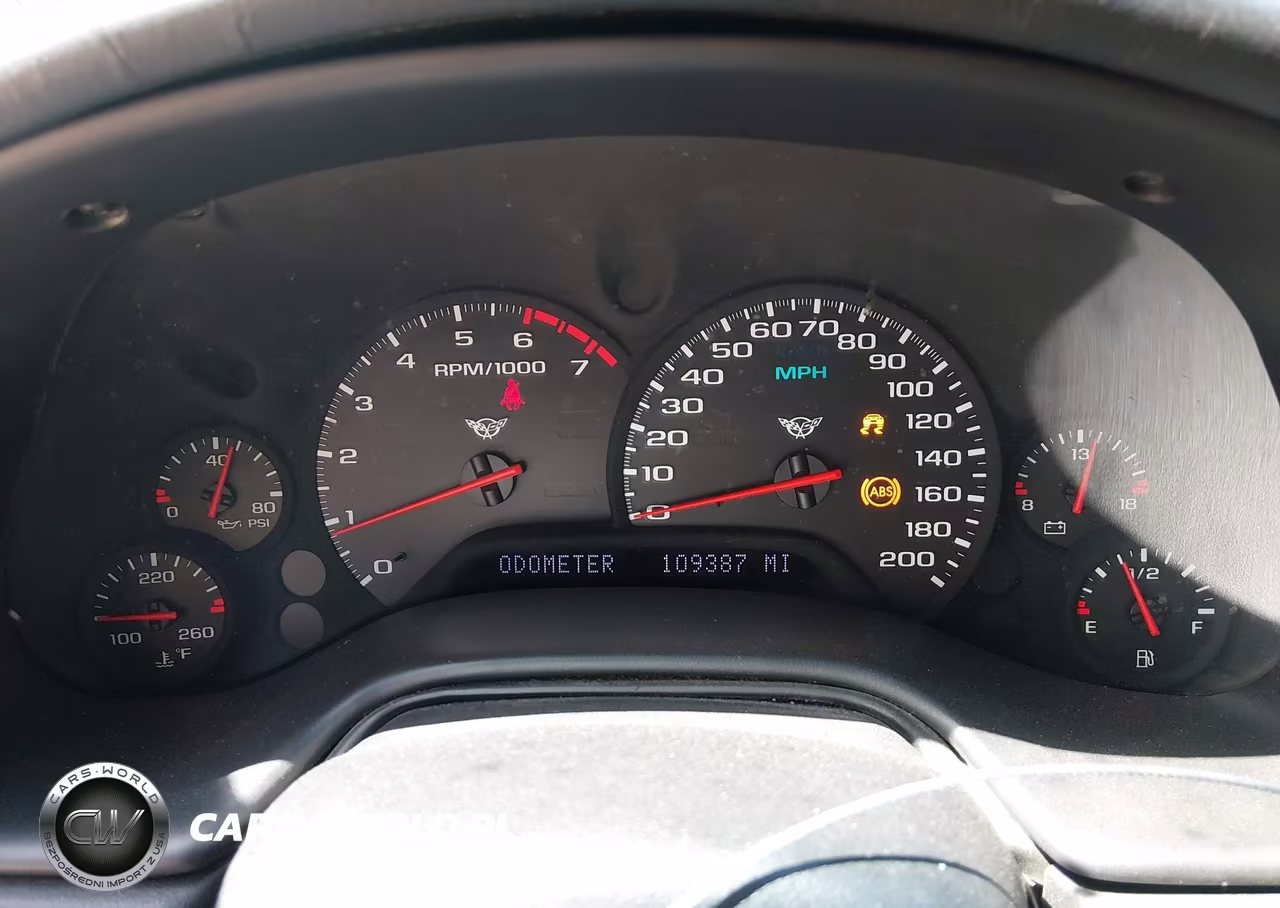 1997 Chevrolet Corvette VIN:1G1YY22G0V5104072 - 7