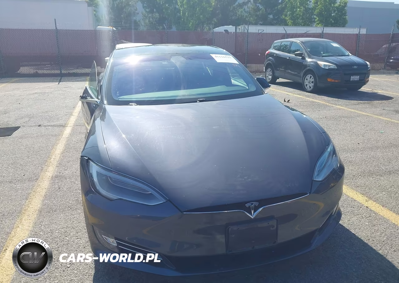 2018 Tesla Model S 100D-75D-P100D VIN:5YJSA1E27JF247833 - 11