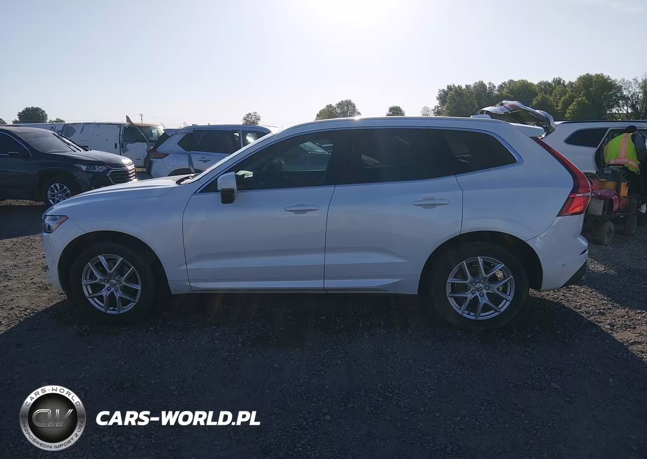 2019 Volvo Xc60 T5 Momentum VIN:LYV102DK1KB192336 - 14
